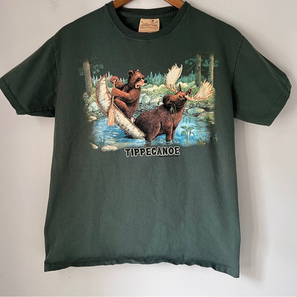 The Mountain T-shirt 100% Cotton Moose Bear Canoe Men’s Size Medium - Picture 6 of 6